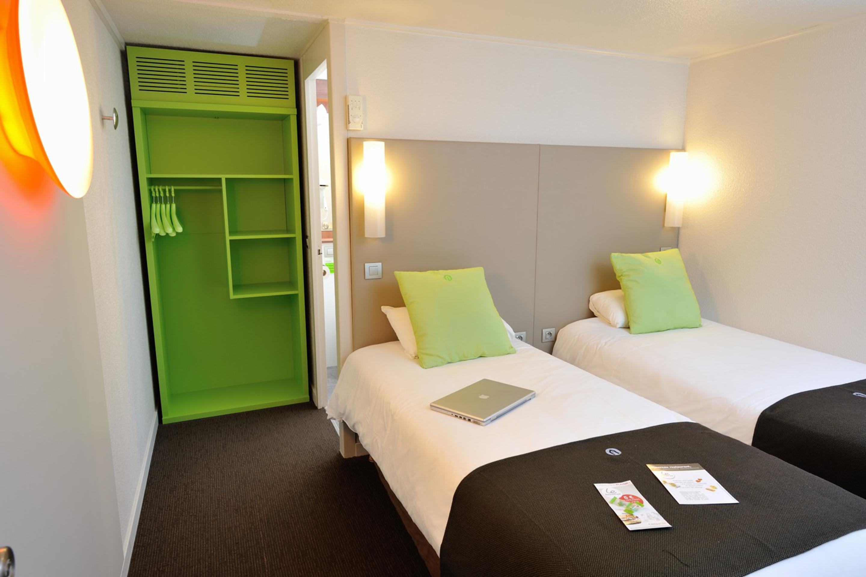 Campanile Annecy - Cran Gevrier Hotell Exteriör bild