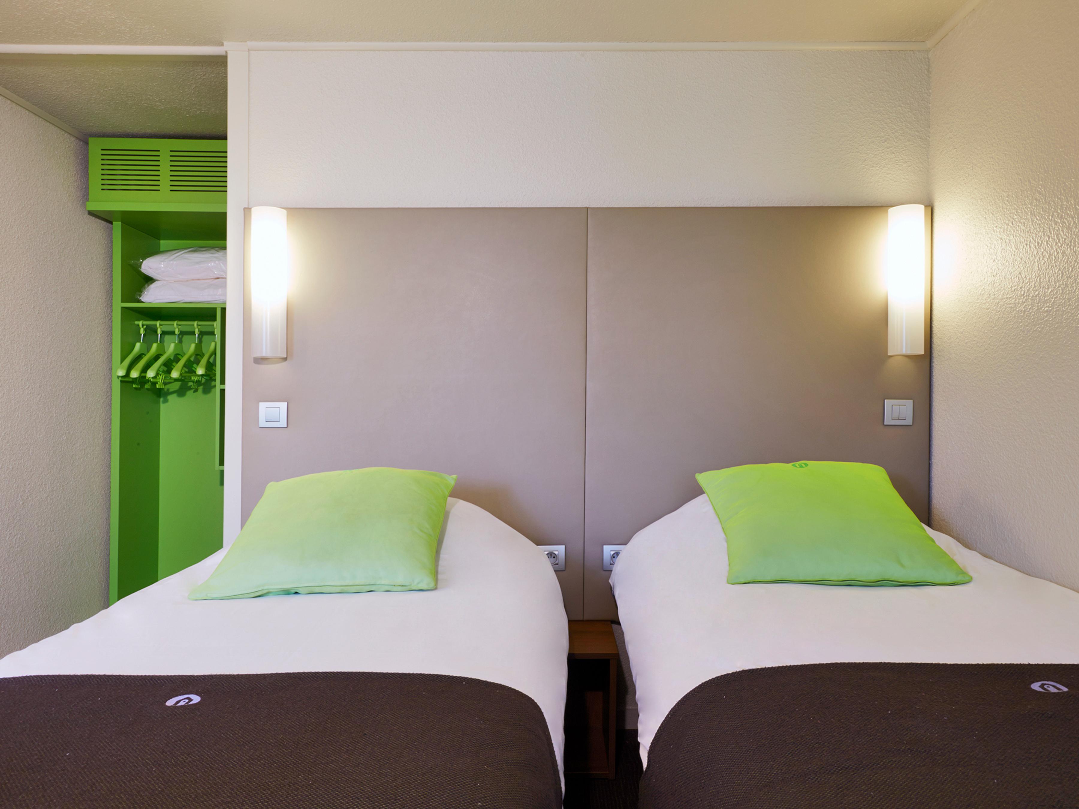 Campanile Annecy - Cran Gevrier Hotell Exteriör bild