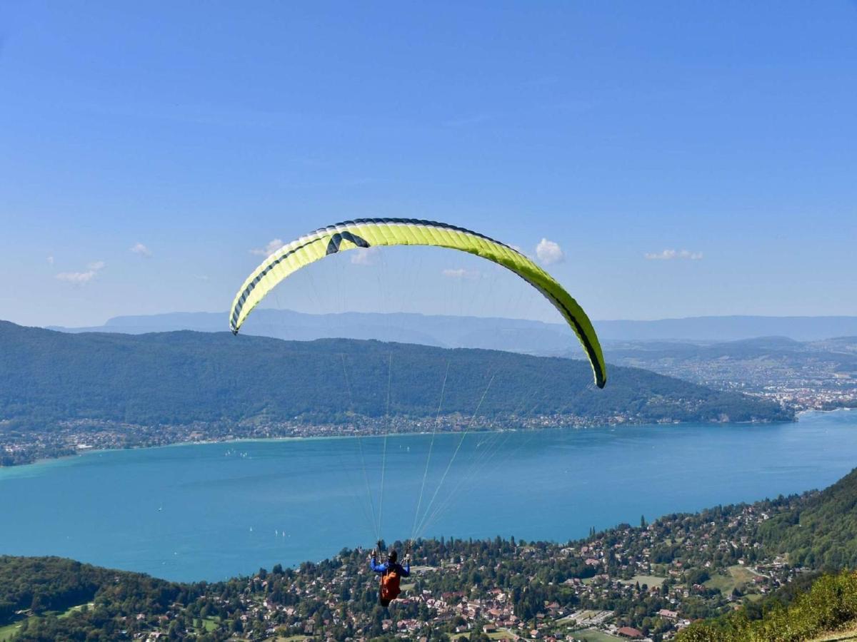 Campanile Annecy - Cran Gevrier Hotell Exteriör bild